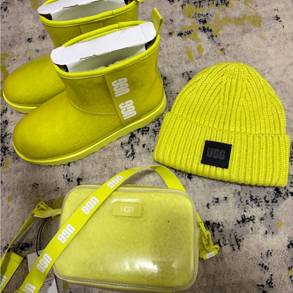 UGG Lime Green Boots, Hat & Bag BUNDLE 💚